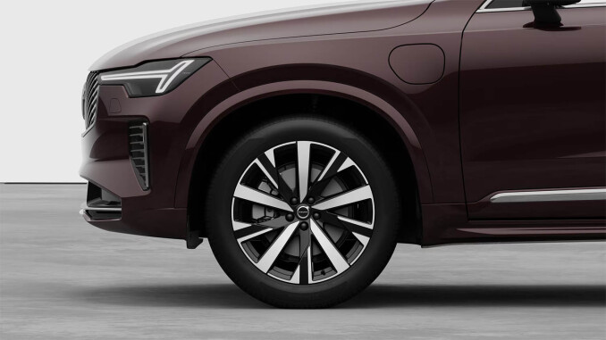 Volvo XC90 2.0 T8 406 Plug-in Hybrid Core Bright 5dr AWD Gtron [NI] Estate - Image 7